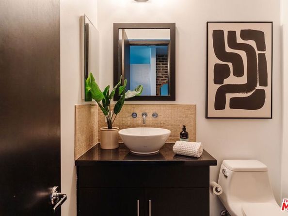 655 S Hope Street 1401, Los Angeles CA 90017