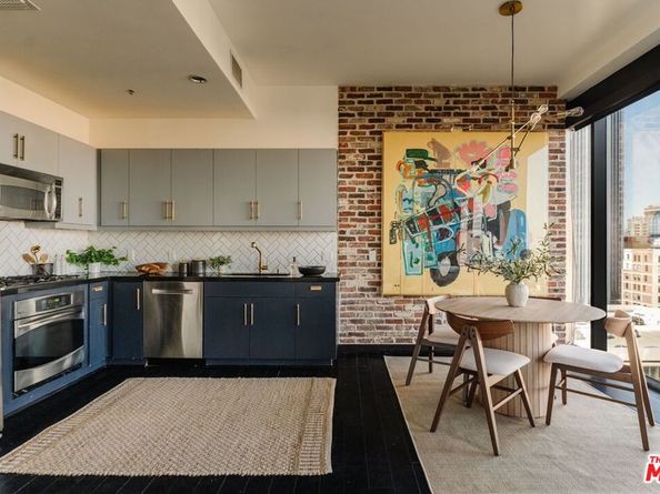 655 S Hope Street 1401, Los Angeles CA 90017