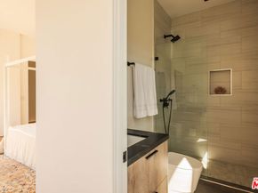 3920 Knobhill Drive, Sherman Oaks CA 91423