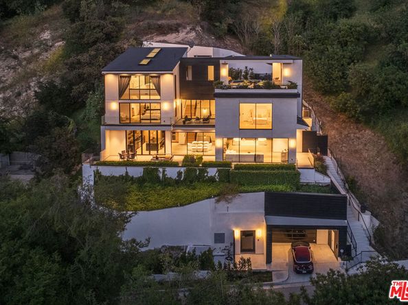 3920 Knobhill Drive, Sherman Oaks CA 91423