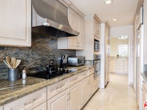 2220 Avenue Of The Stars 803, Los Angeles CA 90067