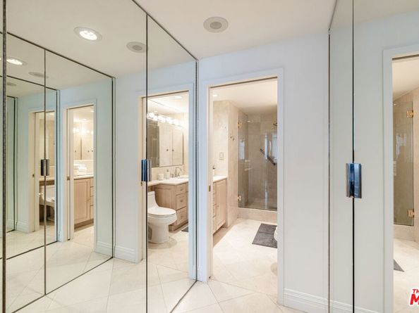 2220 Avenue Of The Stars 803, Los Angeles CA 90067