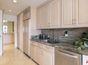 2220 Avenue Of The Stars 803, Los Angeles CA 90067