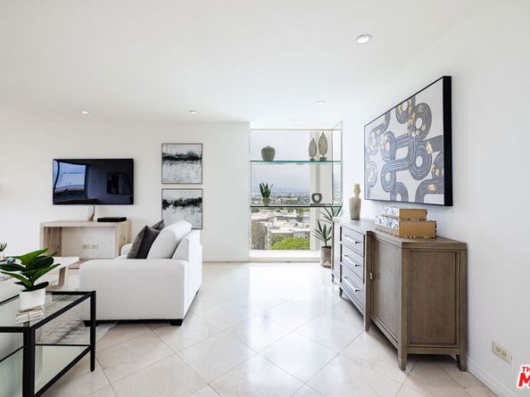 2220 Avenue Of The Stars 803, Los Angeles CA 90067