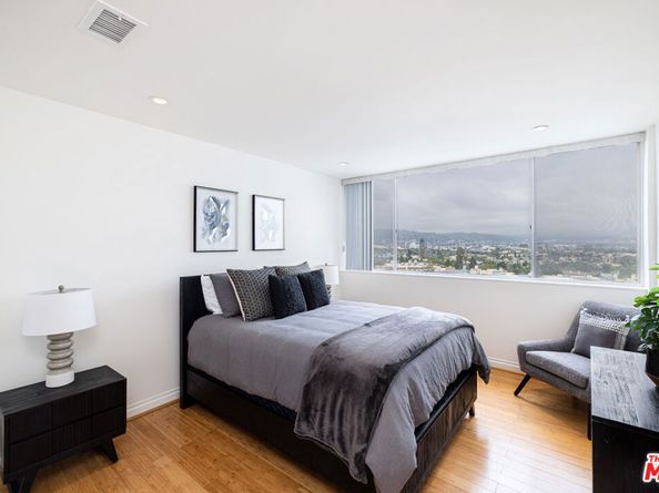 2220 Avenue Of The Stars 803, Los Angeles CA 90067