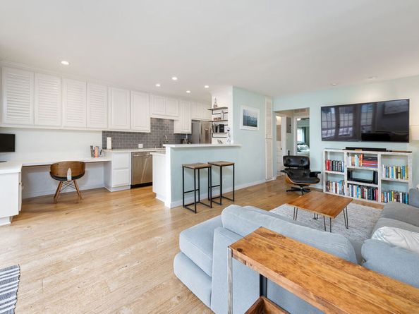 631 Bay Street, Santa Monica CA 90405