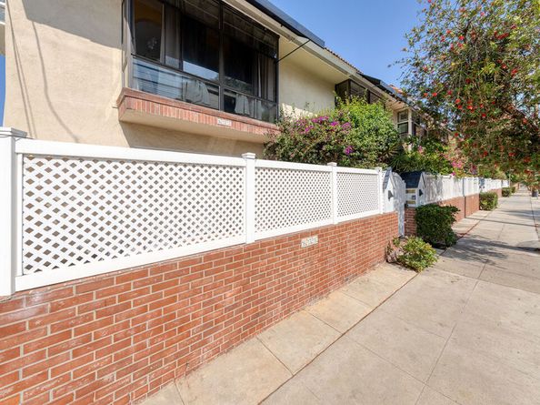 631 Bay Street, Santa Monica CA 90405