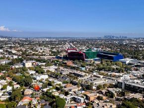 9009 Lloyd Place, West Hollywood CA 90069