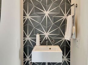 9009 Lloyd Place, West Hollywood CA 90069