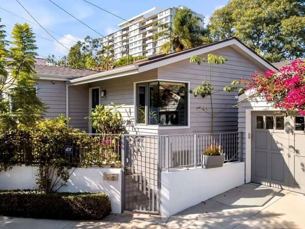 9009 Lloyd Place, West Hollywood CA 90069