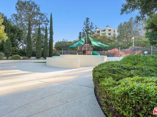 2170 Century Parkway 104, Los Angeles CA 90067