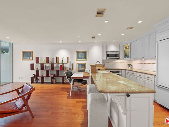 2170 Century Parkway 104, Los Angeles CA 90067