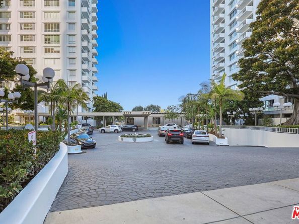 2170 Century Parkway 104, Los Angeles CA 90067