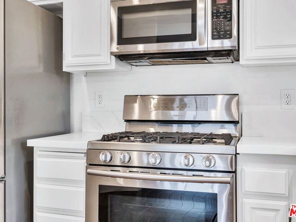 8711 Falmouth Avenue 104, Playa Del Rey CA 90293