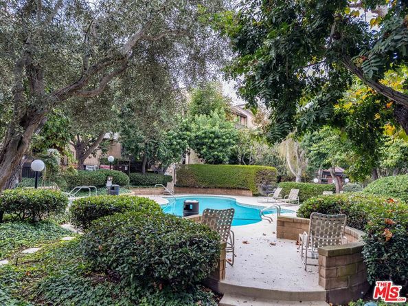 8711 Falmouth Avenue 104, Playa Del Rey CA 90293