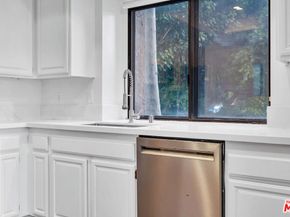 8711 Falmouth Avenue 104, Playa Del Rey CA 90293