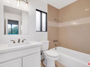 8711 Falmouth Avenue 104, Playa Del Rey CA 90293