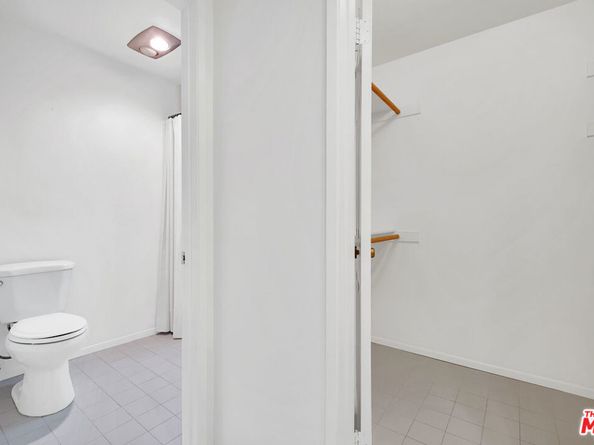 8711 Falmouth Avenue 104, Playa Del Rey CA 90293