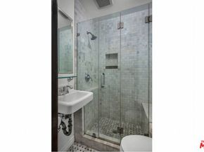 2027 N Edgemont Street, Los Angeles CA 90027