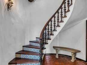 2027 N Edgemont Street, Los Angeles CA 90027