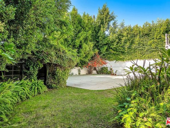 2027 N Edgemont Street, Los Angeles CA 90027