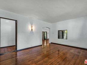 2027 N Edgemont Street, Los Angeles CA 90027