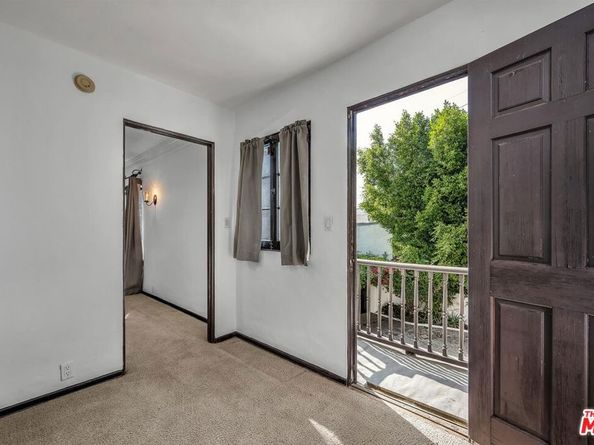 2027 N Edgemont Street, Los Angeles CA 90027