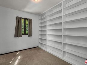 2027 N Edgemont Street, Los Angeles CA 90027