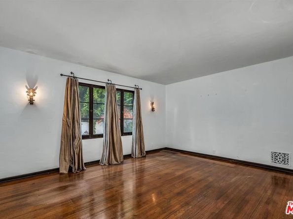 2027 N Edgemont Street, Los Angeles CA 90027