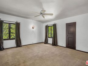 2027 N Edgemont Street, Los Angeles CA 90027