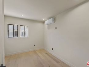 921 N Benton Way, Los Angeles CA 90026