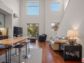 25 Delancy, Irvine CA 92612