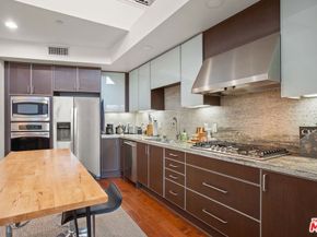 25 Delancy, Irvine CA 92612