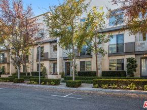 25 Delancy, Irvine CA 92612