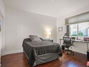 25 Delancy, Irvine CA 92612