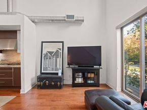 25 Delancy, Irvine CA 92612