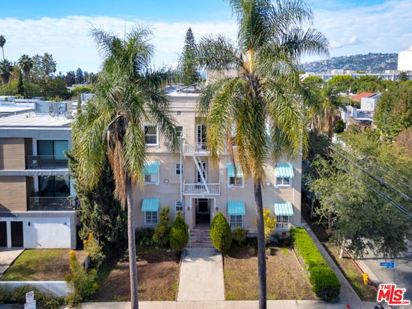 859 N June Street, Los Angeles CA 90038