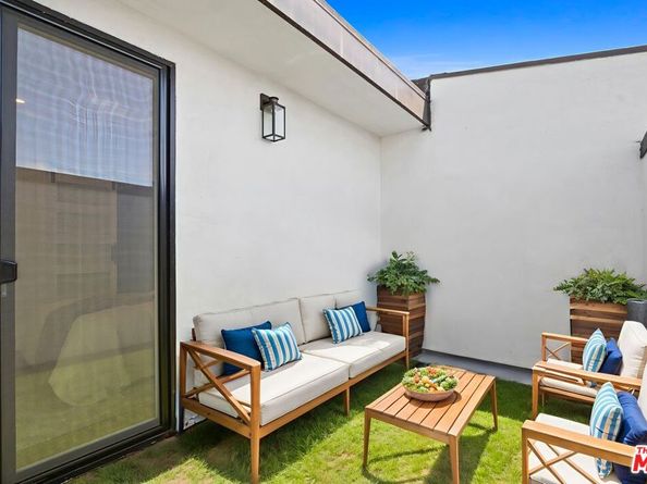 1902 Gates Avenue, Redondo Beach CA 90278