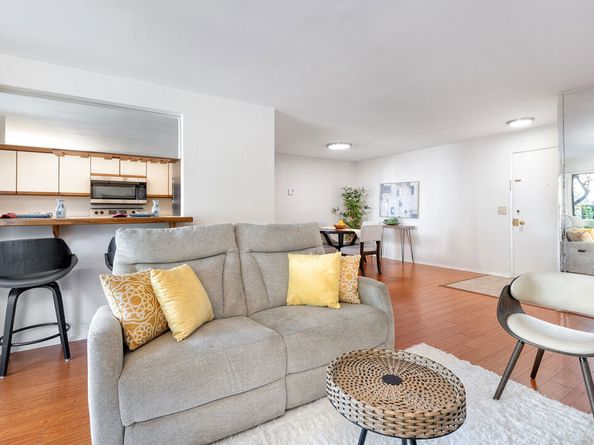 5000 S Centinela Avenue 214, Los Angeles CA 90066