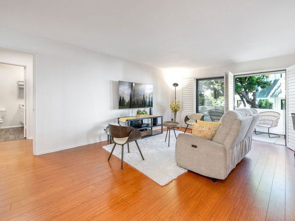 5000 S Centinela Avenue 214, Los Angeles CA 90066