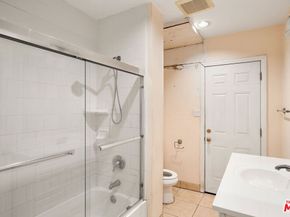 2130 Addison Way, Los Angeles CA 90041