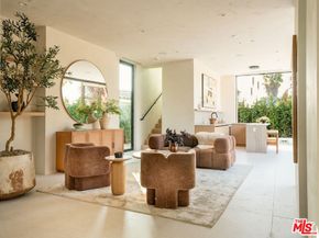 517 N Edinburgh Avenue, Los Angeles CA 90048