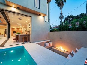 517 N Edinburgh Avenue, Los Angeles CA 90048