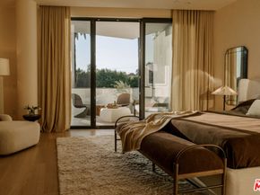 702 N Doheny Drive 302, West Hollywood CA 90069