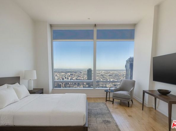 900 W Olympic Boulevard 49C, Los Angeles CA 90015