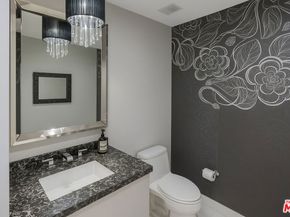 900 W Olympic Boulevard 49C, Los Angeles CA 90015