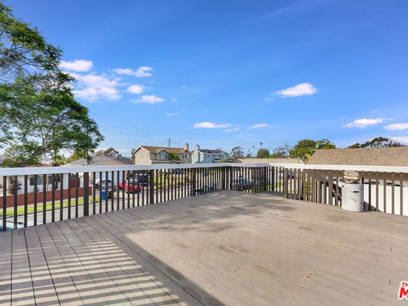 11924 Daleside Avenue, Hawthorne CA 90250