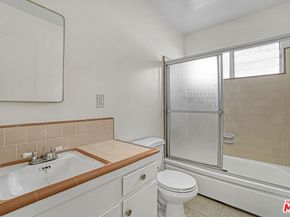 904 N Spaulding Avenue, West Hollywood CA 90046