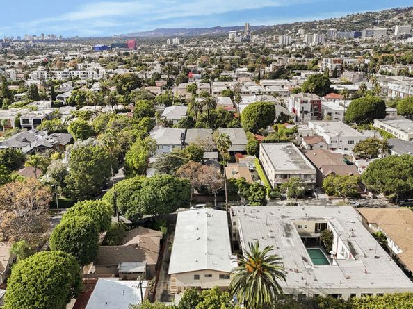 904 N Spaulding Avenue, West Hollywood CA 90046