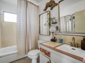 904 N Spaulding Avenue, West Hollywood CA 90046